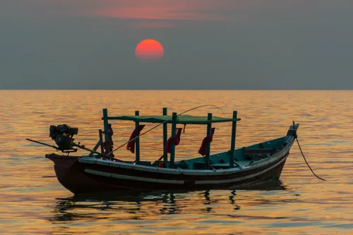 Sonnenuntergang am Ngapali Beach (© Buelipix)